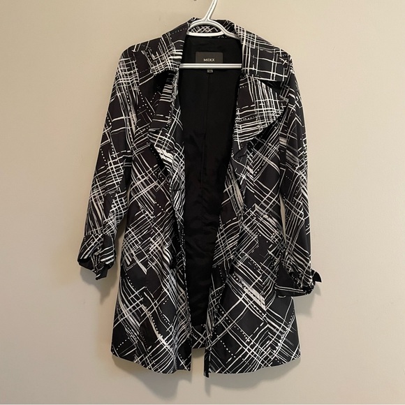 LIGHT WEIGHT JACKET - Picture 6 of 8